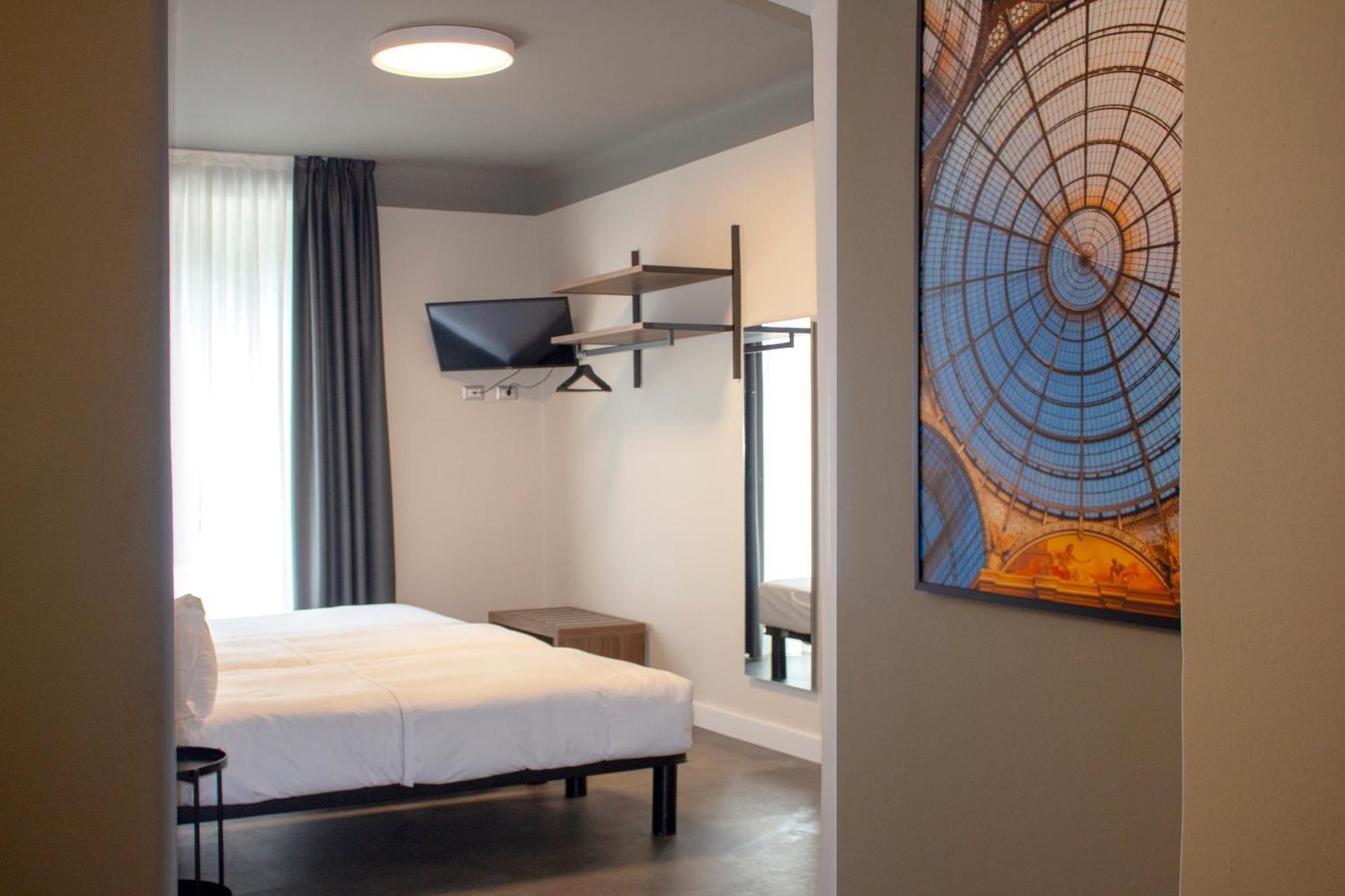 Hotel 22 Marzo Milan Bagian luar foto