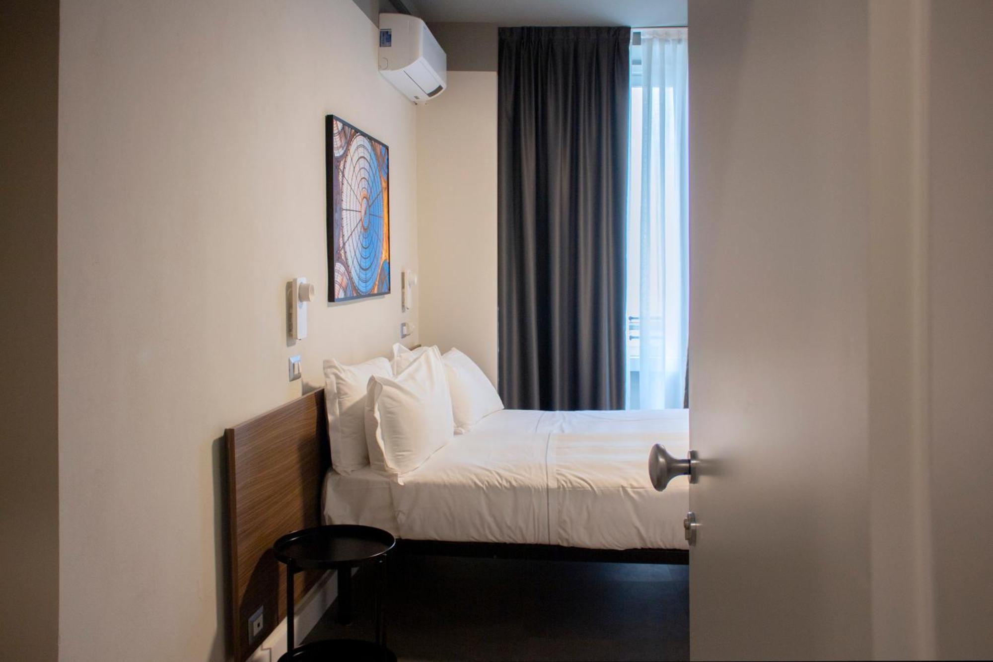 Hotel 22 Marzo Milan Bagian luar foto