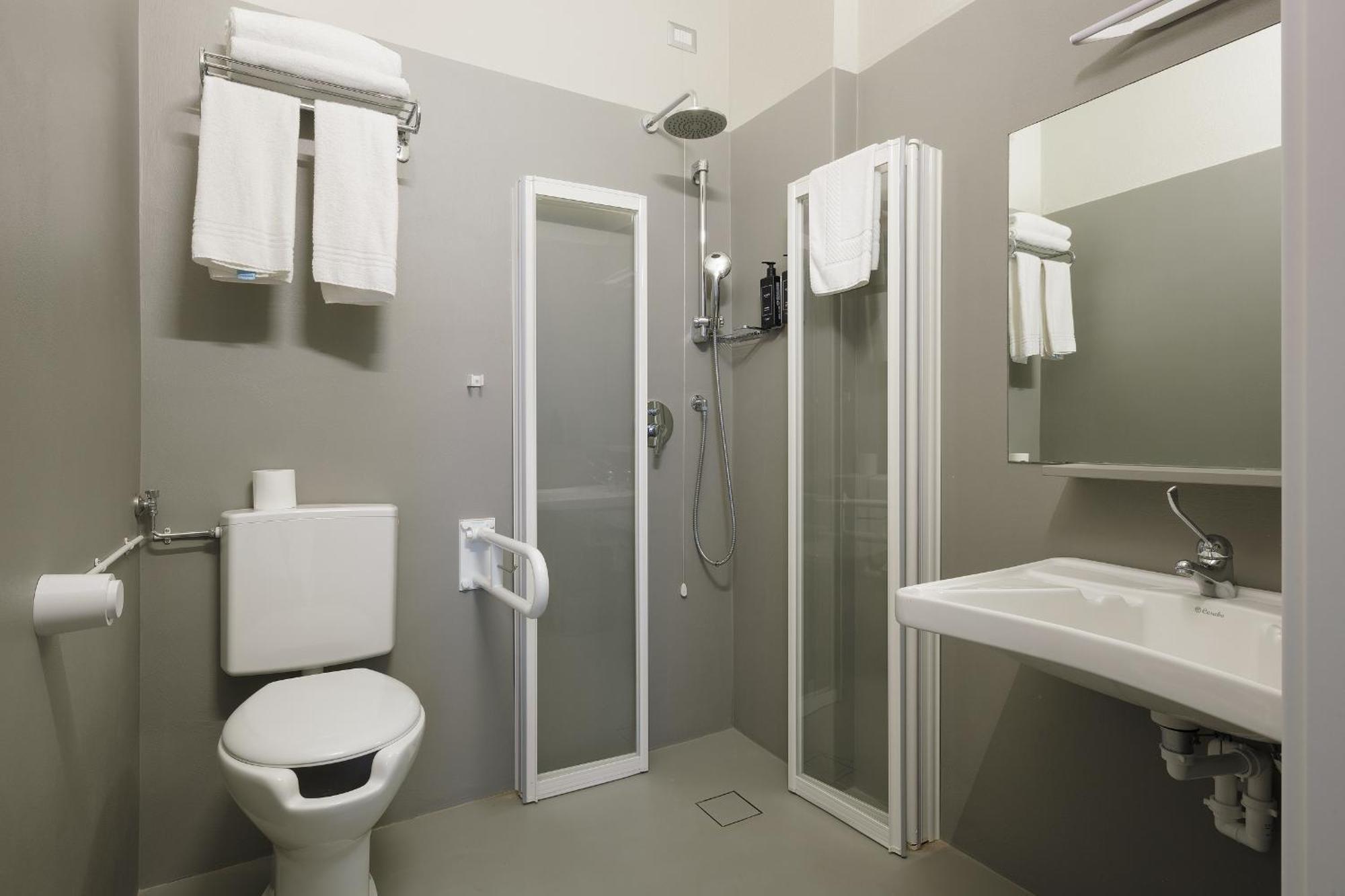 Hotel 22 Marzo Milan Bagian luar foto